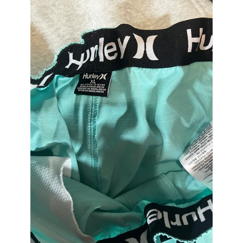 Hurley Boys 2 Piece Set Gray Gorilla Hoodie and Teal Cargo Shorts XL 13-15 Years